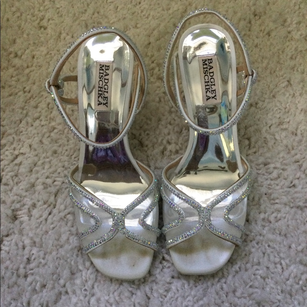 Badgley Mischka Hey White Satin Shoes